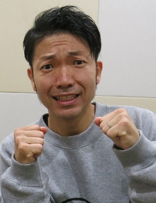 ライブドアニュースＸの「アキナ」秋山の写真画像