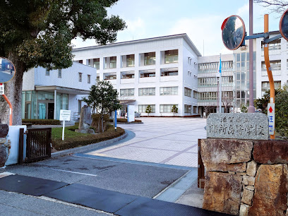 滋賀県立膳所高等学校の外観画像