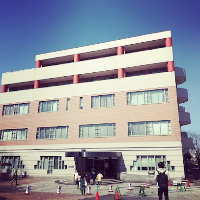 芸術文化短期大学の外観画像